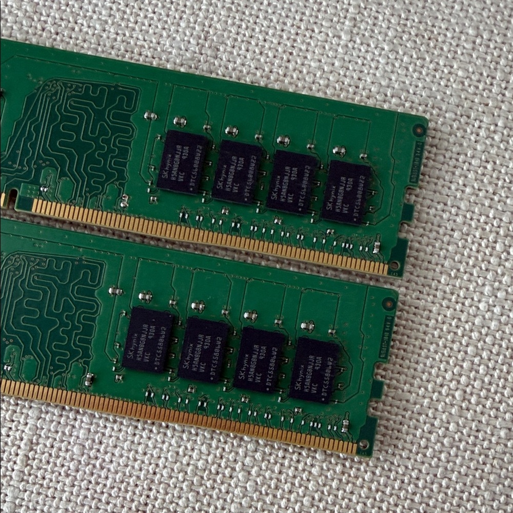 32GB DDR4 2666MHz Desktop RAM Module - Green (2 x 16GB) - Picture 6 of 7